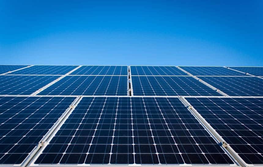 Qué paneles solares son más eficientes