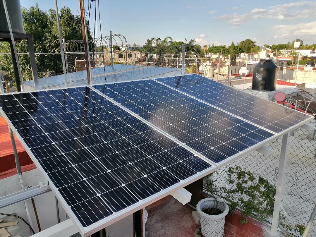 ¿De qué están hechos los paneles solares?